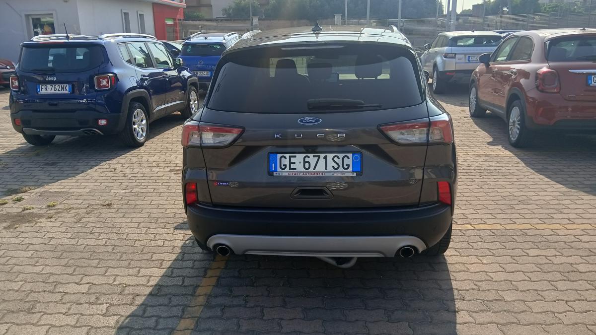 Ford Kuga 1.5 120 CV aut. 2WD Titanium Business